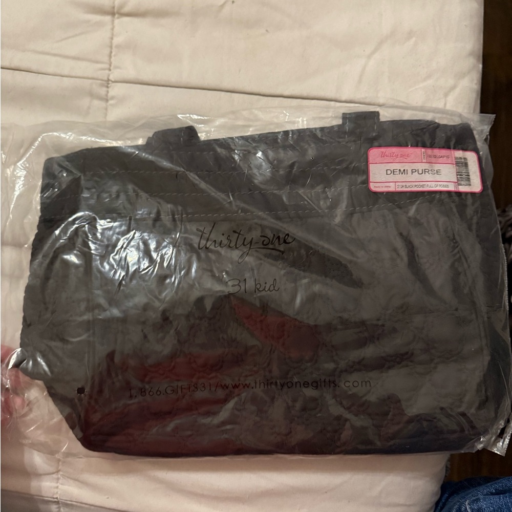Thirty-One Black Demi Purse